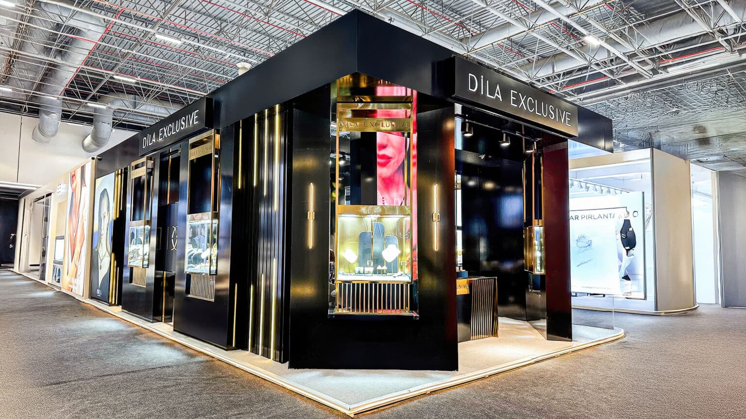 Ahşap Fuar Standı - Slider 8