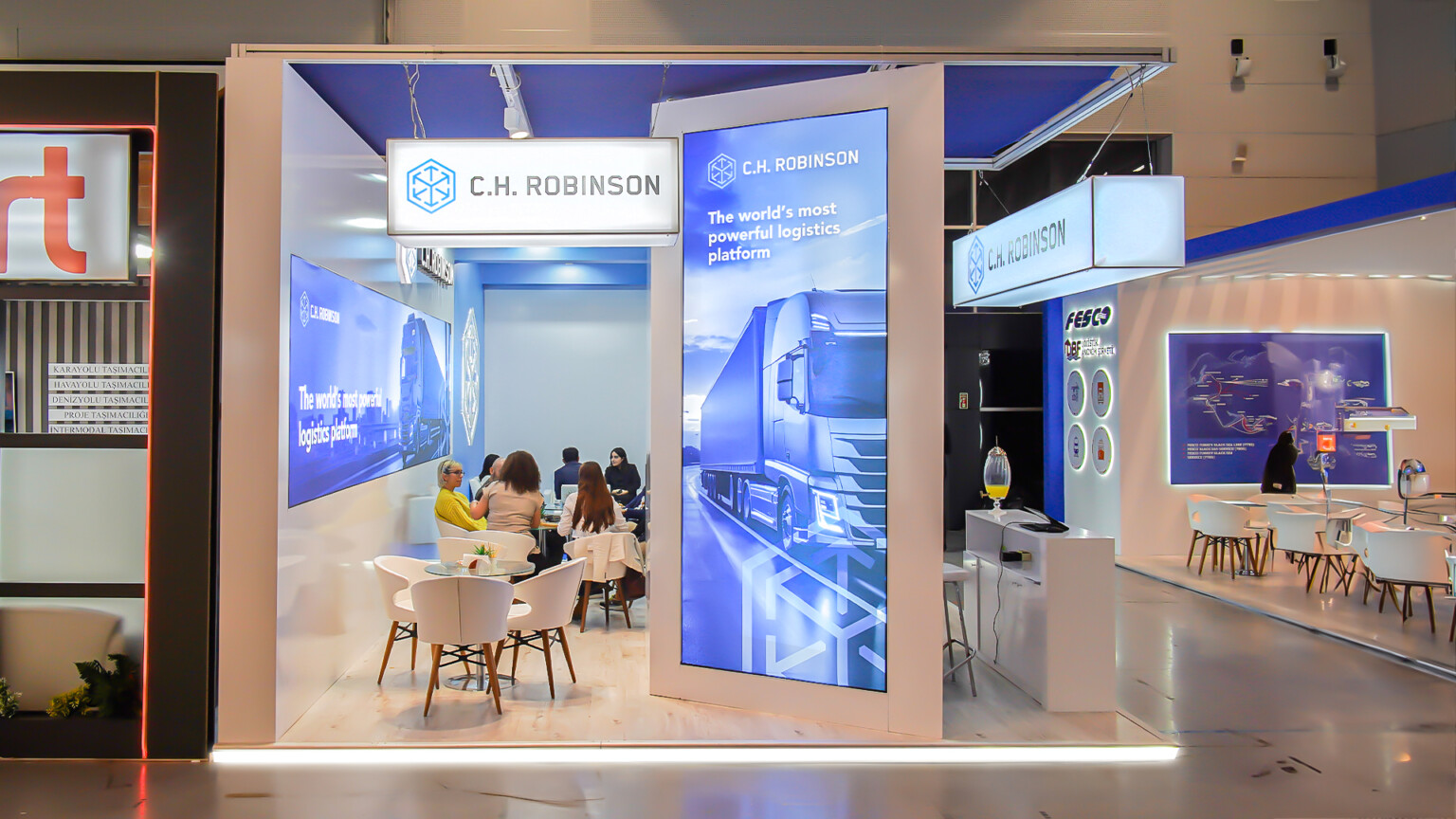 Chrobinson-Logitrans24-Fuarstandi-Wawainteriors-2